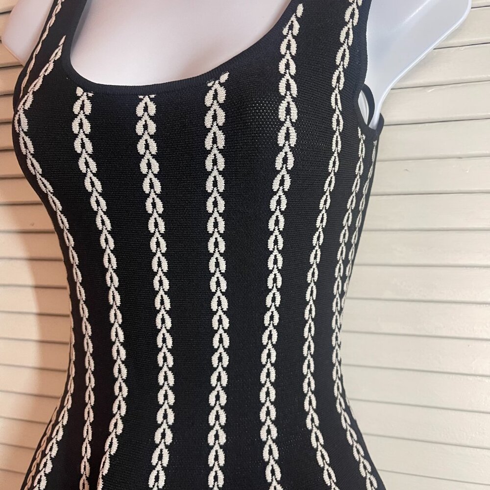 bebe Leilani Black White Knit Fit & Flare Skater Dress XS - Picture 2 of 11